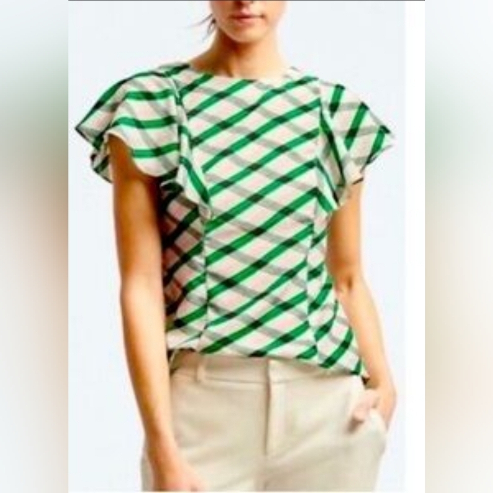 BR Plaid Flutter Sleeve Back V Top 2